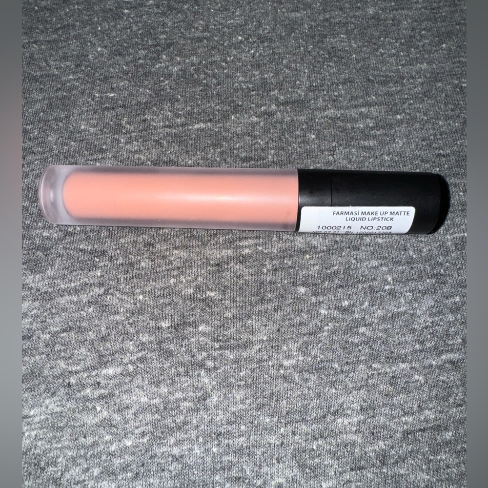 Farmasi Matte Liquid Lipstick Shade 208 NWOB